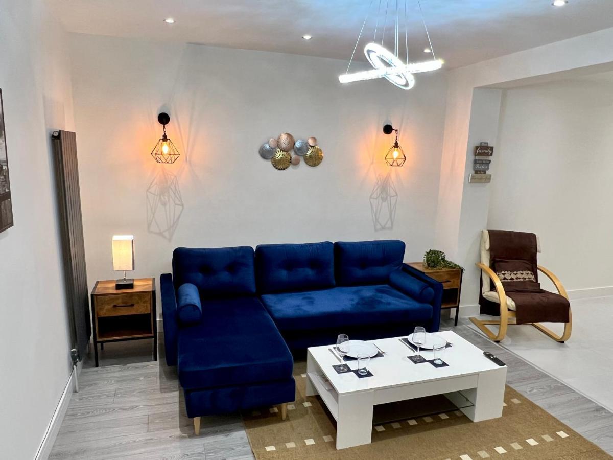 Wembley Stadium 5 Star Brand New Luxury Sleeps 14 With Parking Villa Londra Esterno foto
